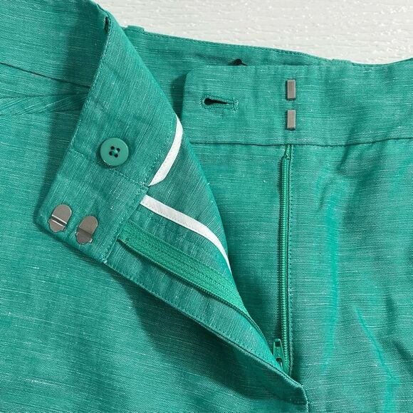 NWT Talbots Green Linen Blend Shorts Size 12 Inseam 10.5” - Picture 3 of 5